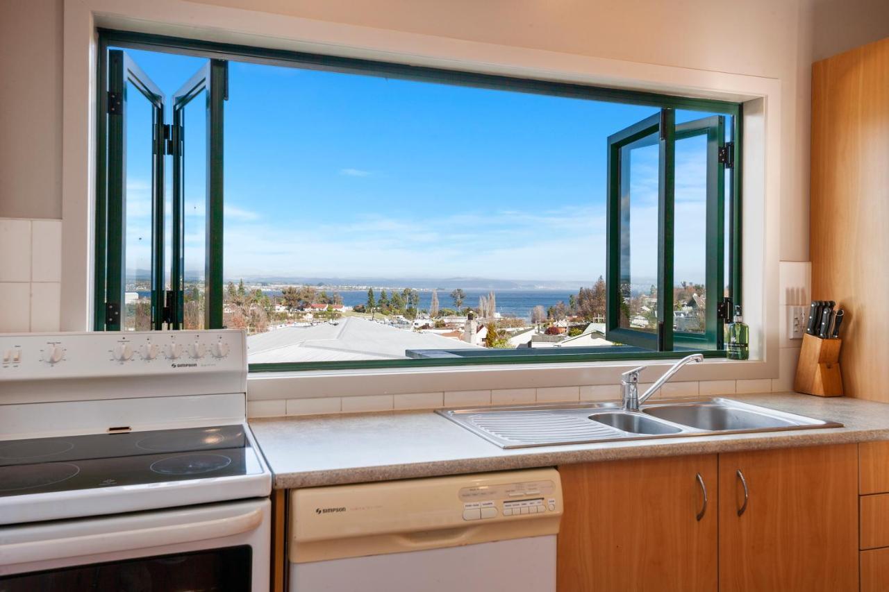 Kaihua Lookout - Taupo Holiday Home Esterno foto